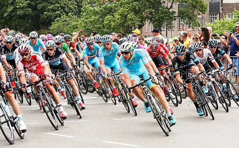 全球视野下的顶级体育赛事与展望：一个国家的视角